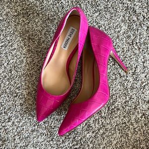 Steve Madden hot pink heel. Size 8M